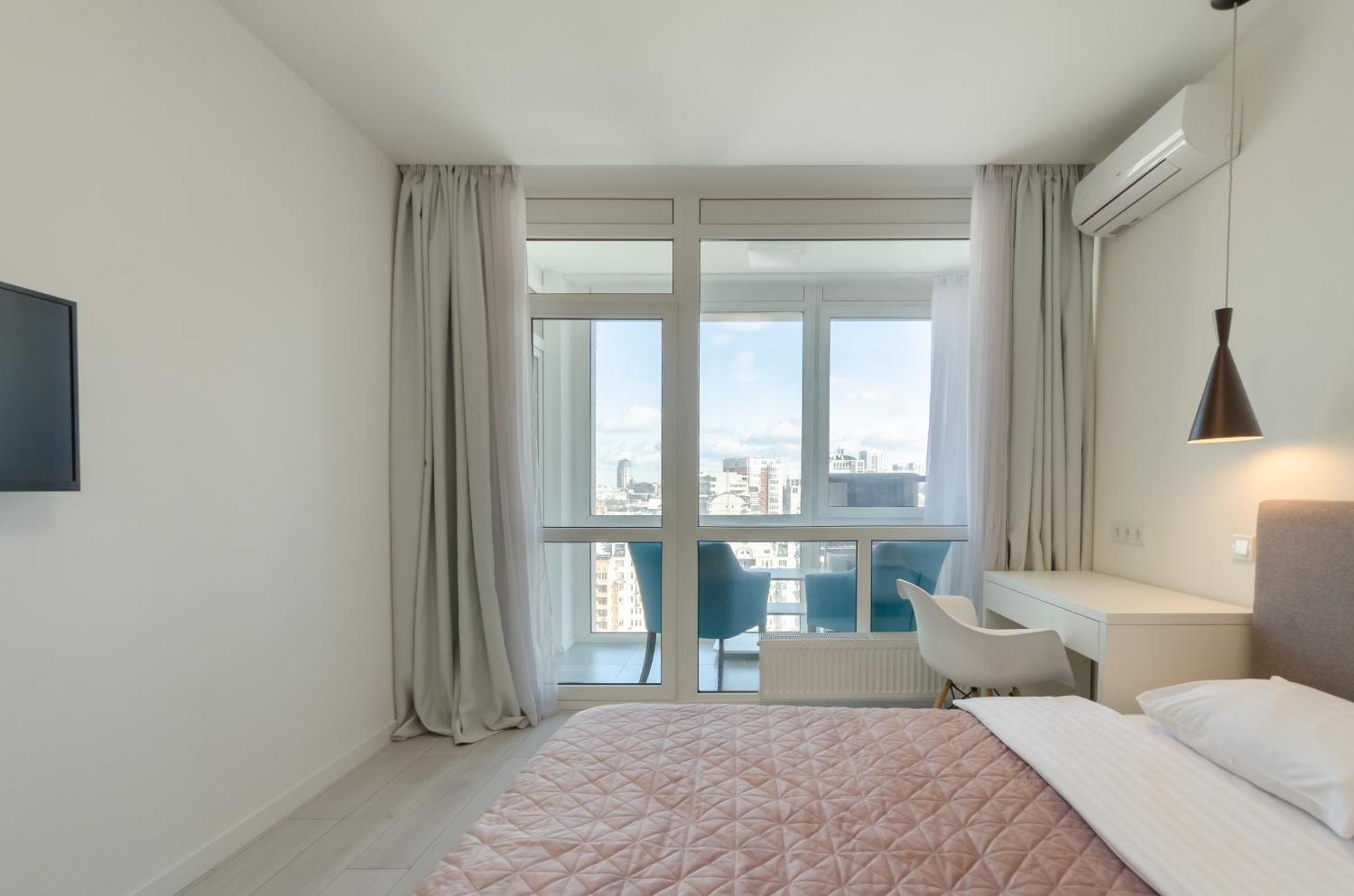 Petrovdom Apartments 220-126-226 In Rc Hofman House, 34 Zolotoustivska Street Киев Екстериор снимка