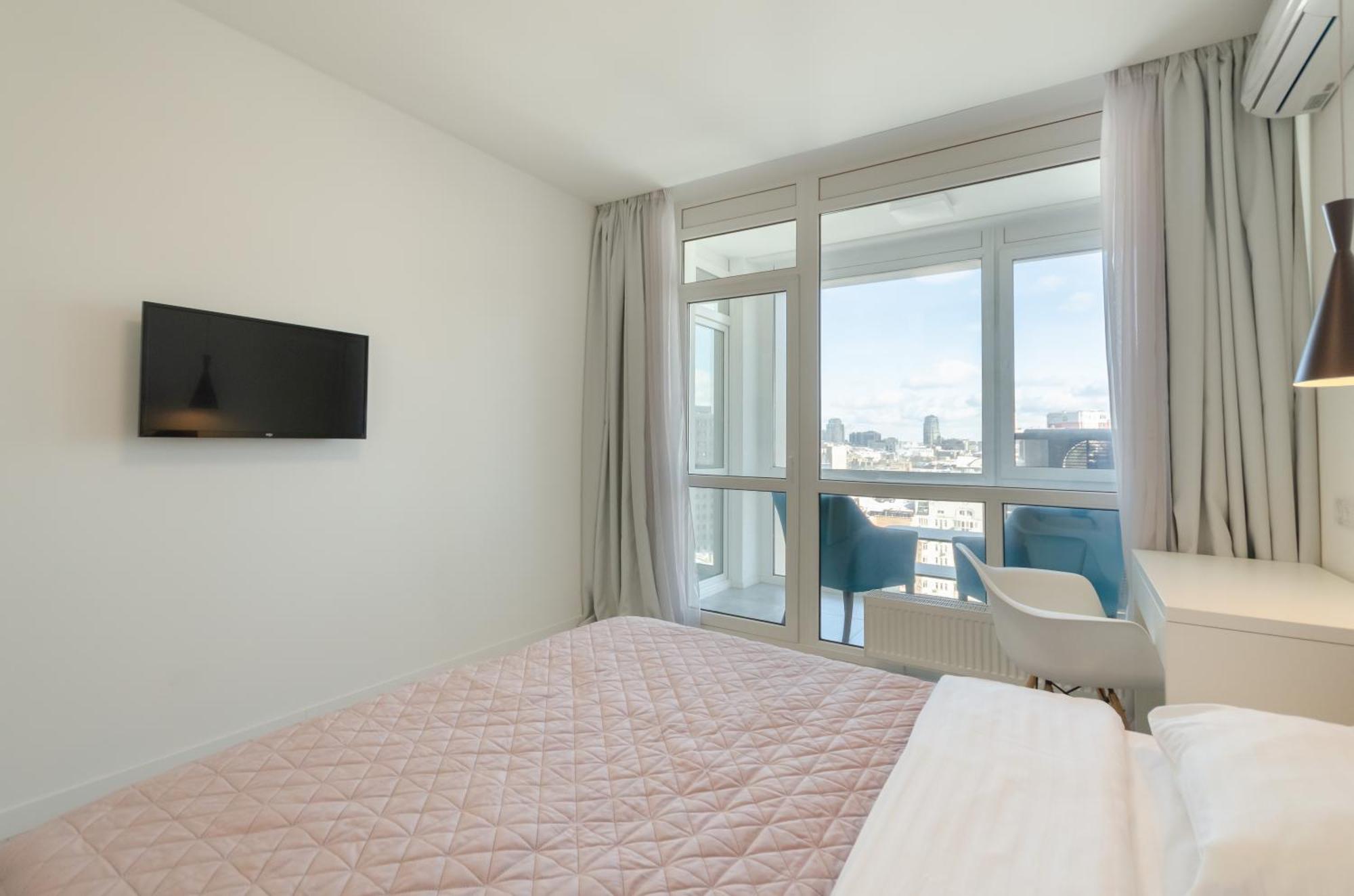 Petrovdom Apartments 220-126-226 In Rc Hofman House, 34 Zolotoustivska Street Киев Екстериор снимка